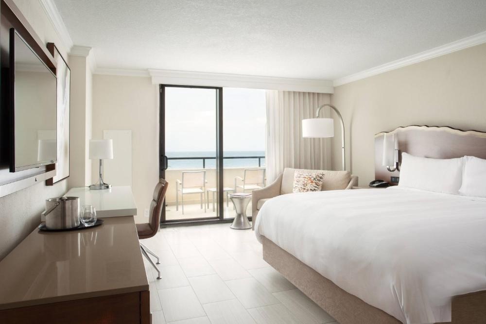 Fort Lauderdale Marriott Harbor Beach Resort & Spa